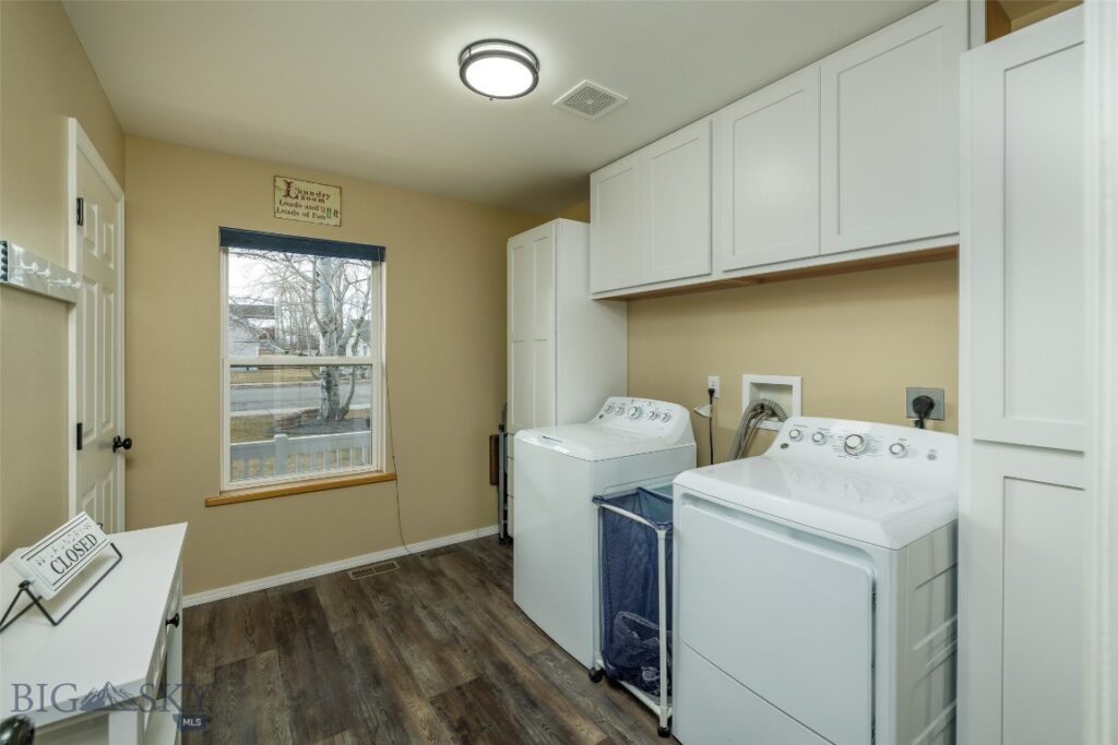 601 Golden West Drive, Belgrade MT 59714