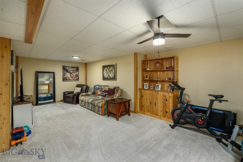 601 Golden West Drive, Belgrade MT 59714