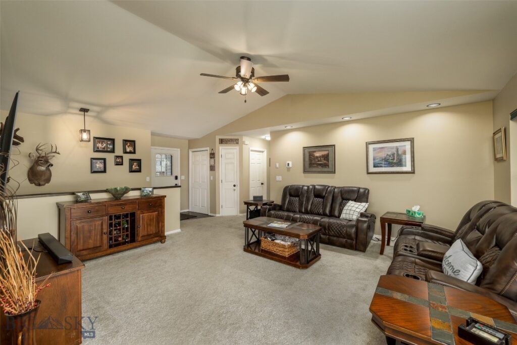 601 Golden West Drive, Belgrade MT 59714