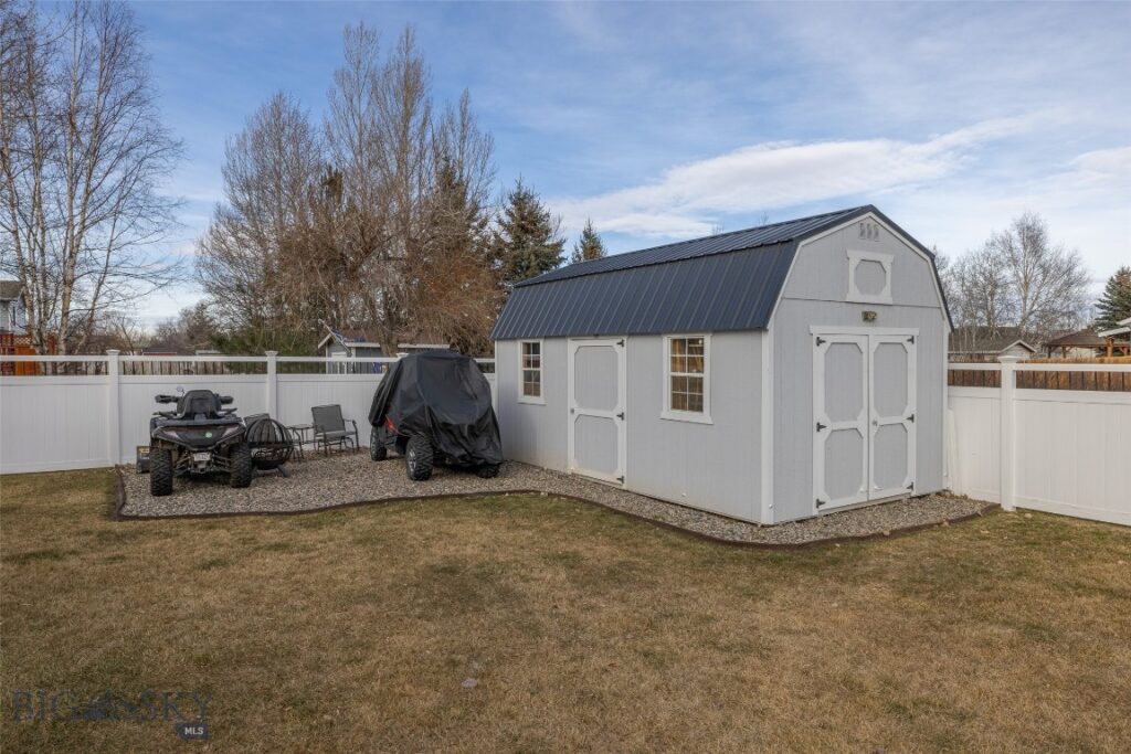 601 Golden West Drive, Belgrade MT 59714