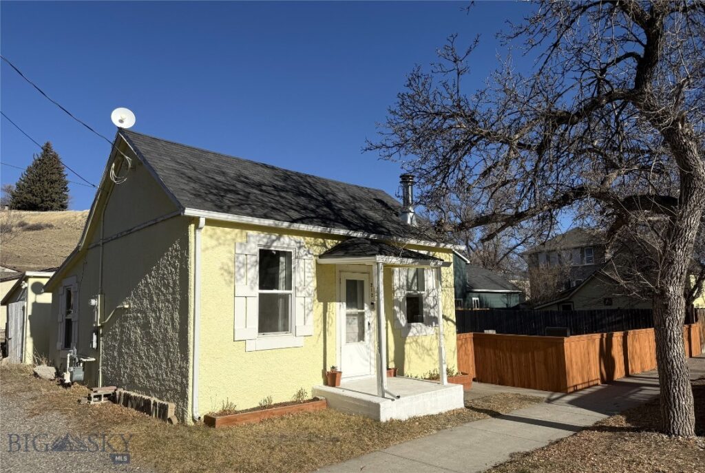 212 W Chinook Street, Livingston MT 59047