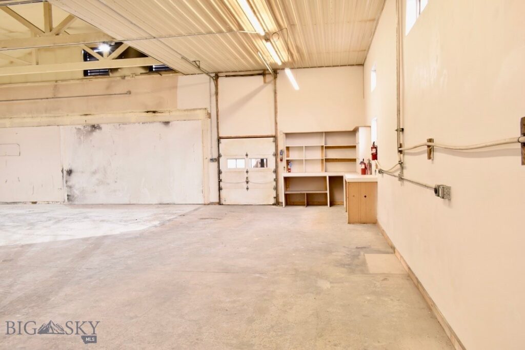 450 High K, Belgrade MT 59714