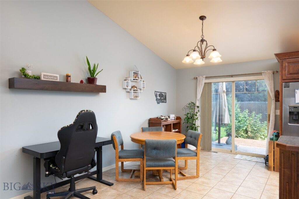 56 Thatch Wood Lane, Bozeman MT 59718