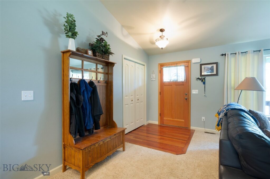 56 Thatch Wood Lane, Bozeman MT 59718