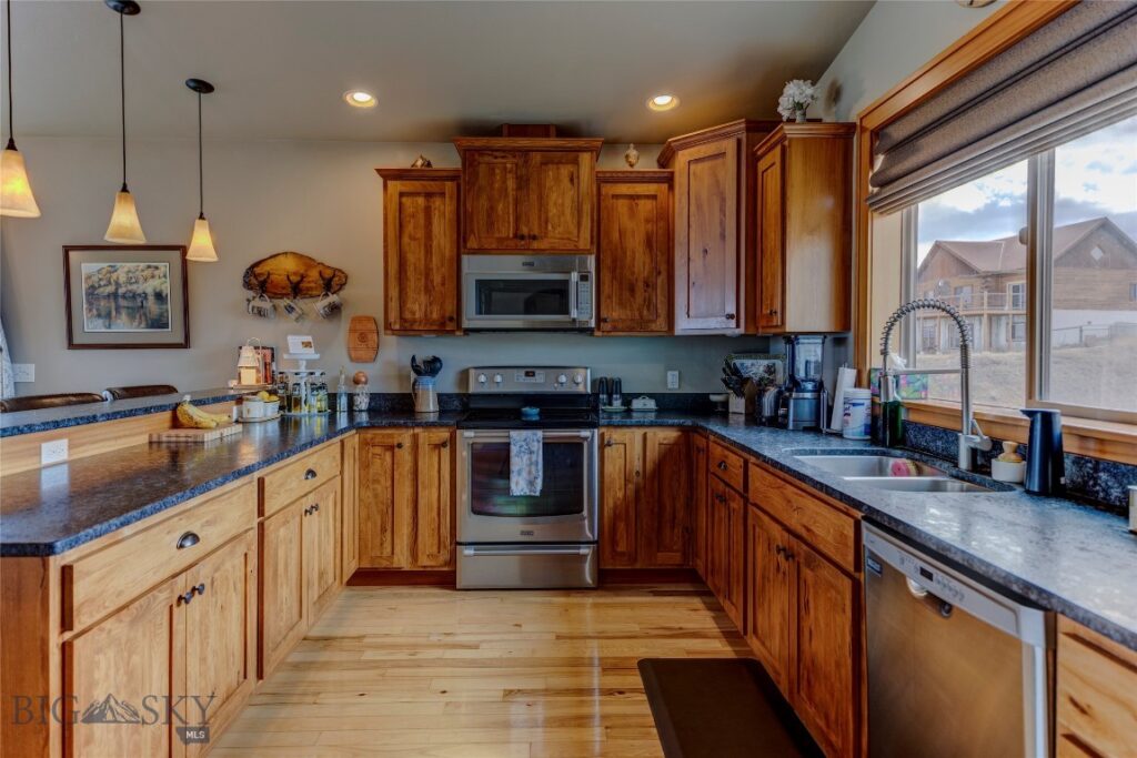 1006 Eagle Court, Livingston MT 59047