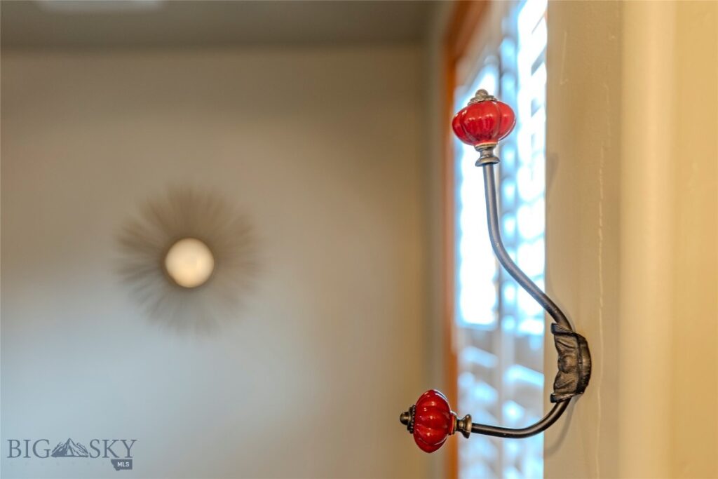 1006 Eagle Court, Livingston MT 59047