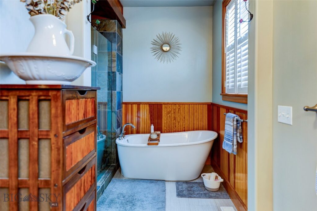 1006 Eagle Court, Livingston MT 59047