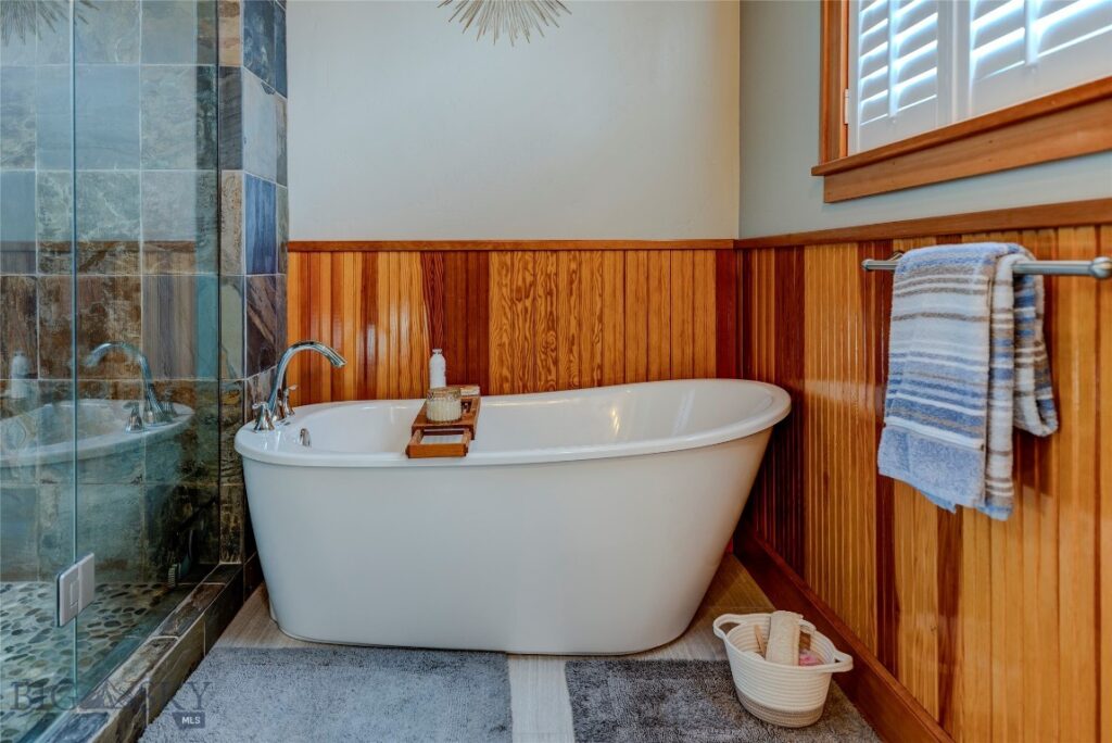 1006 Eagle Court, Livingston MT 59047