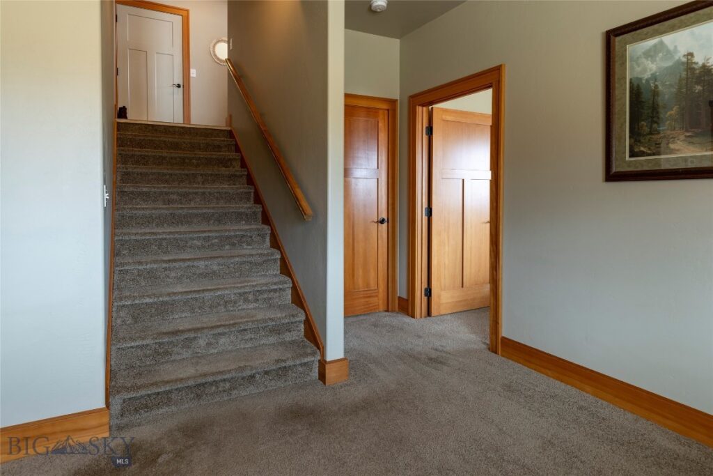 1006 Eagle Court, Livingston MT 59047