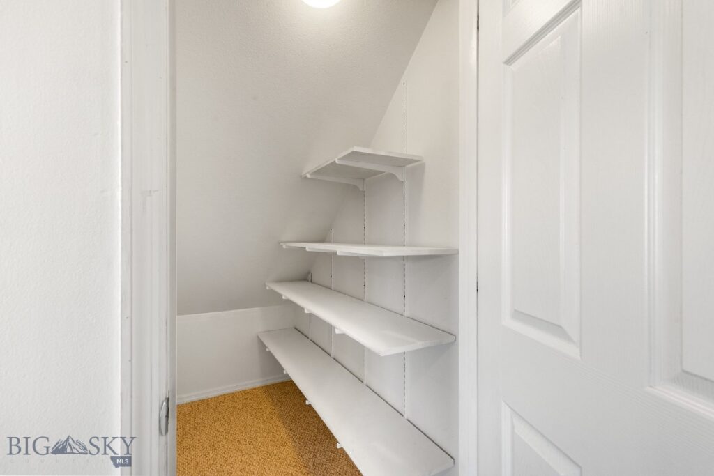 171 Meadow Brook Lane, Belgrade MT 59714