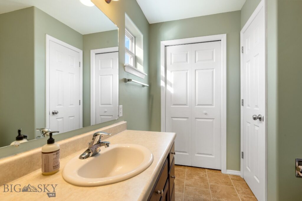 171 Meadow Brook Lane, Belgrade MT 59714