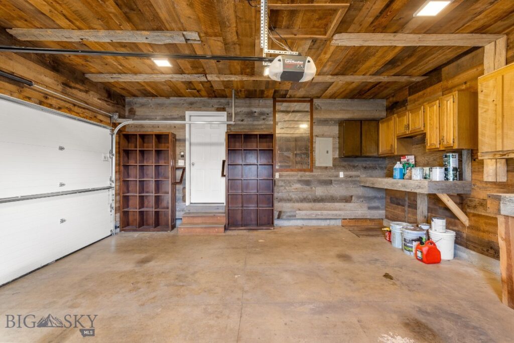 171 Meadow Brook Lane, Belgrade MT 59714