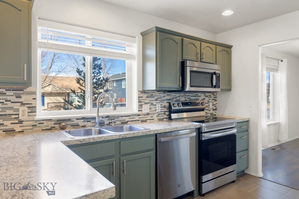 171 Meadow Brook Lane, Belgrade MT 59714