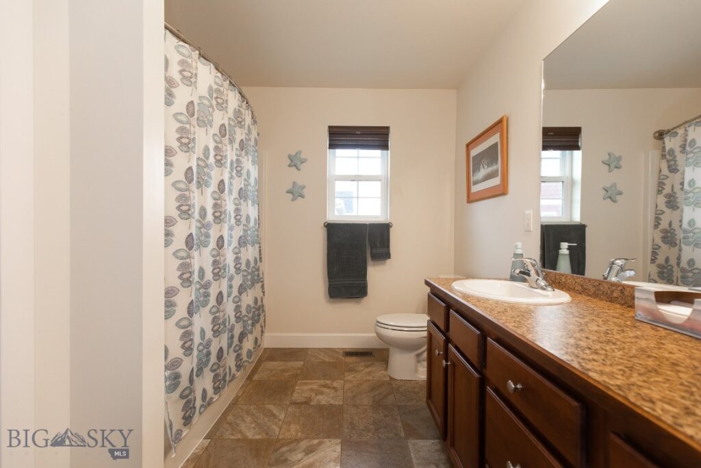 2329 Sturnella Lane, Belgrade MT 59714