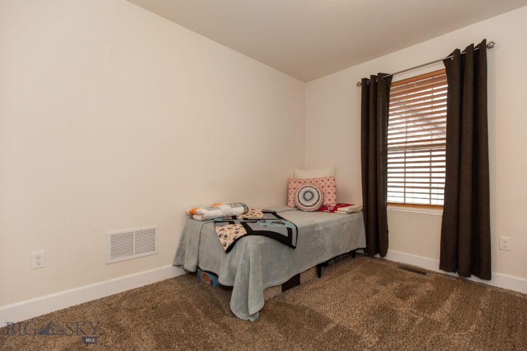 2329 Sturnella Lane, Belgrade MT 59714