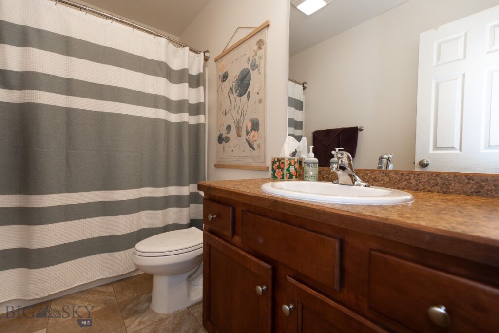 2329 Sturnella Lane, Belgrade MT 59714