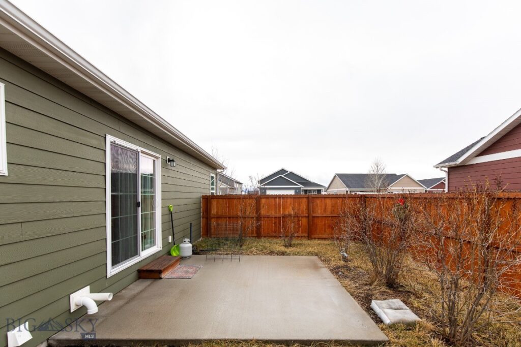 2329 Sturnella Lane, Belgrade MT 59714