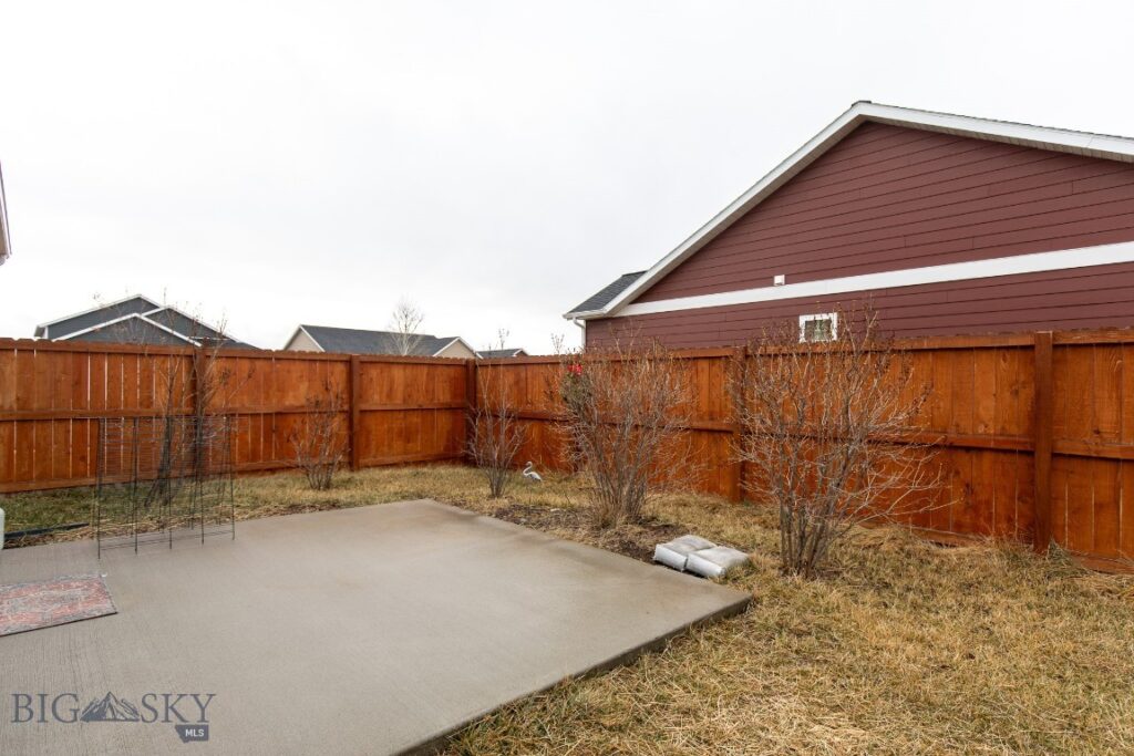 2329 Sturnella Lane, Belgrade MT 59714