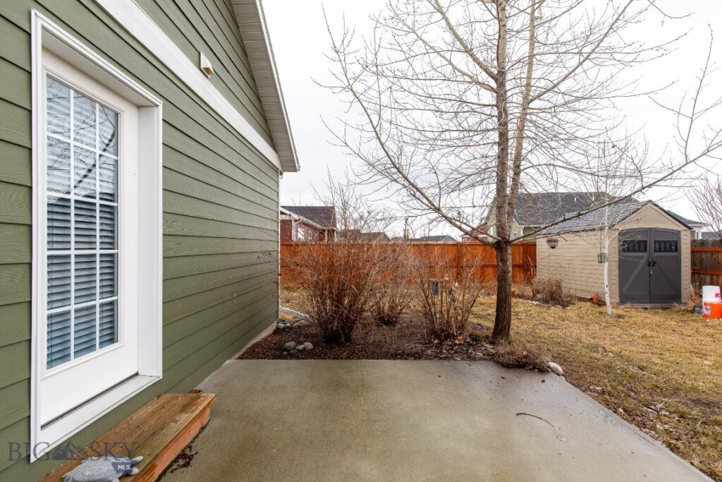 2329 Sturnella Lane, Belgrade MT 59714