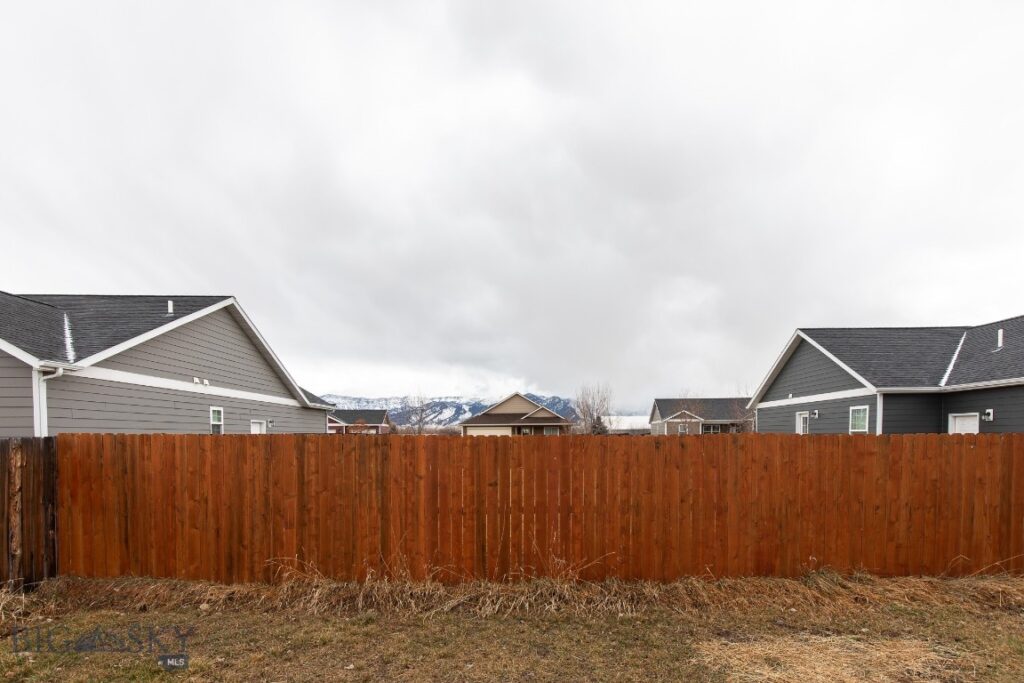 2329 Sturnella Lane, Belgrade MT 59714