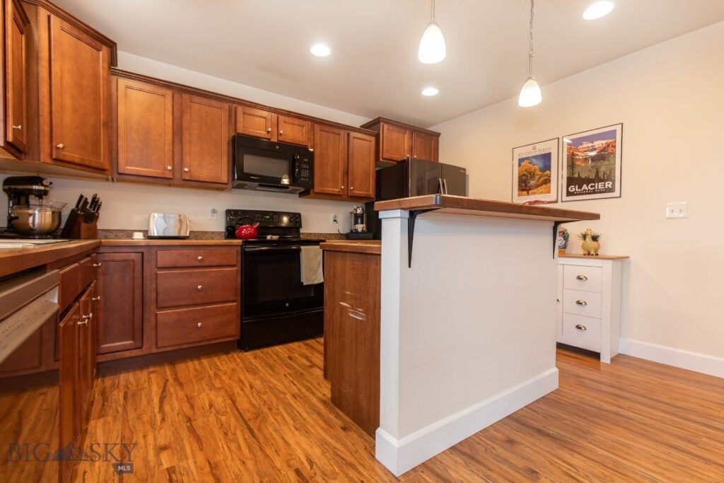 2329 Sturnella Lane, Belgrade MT 59714