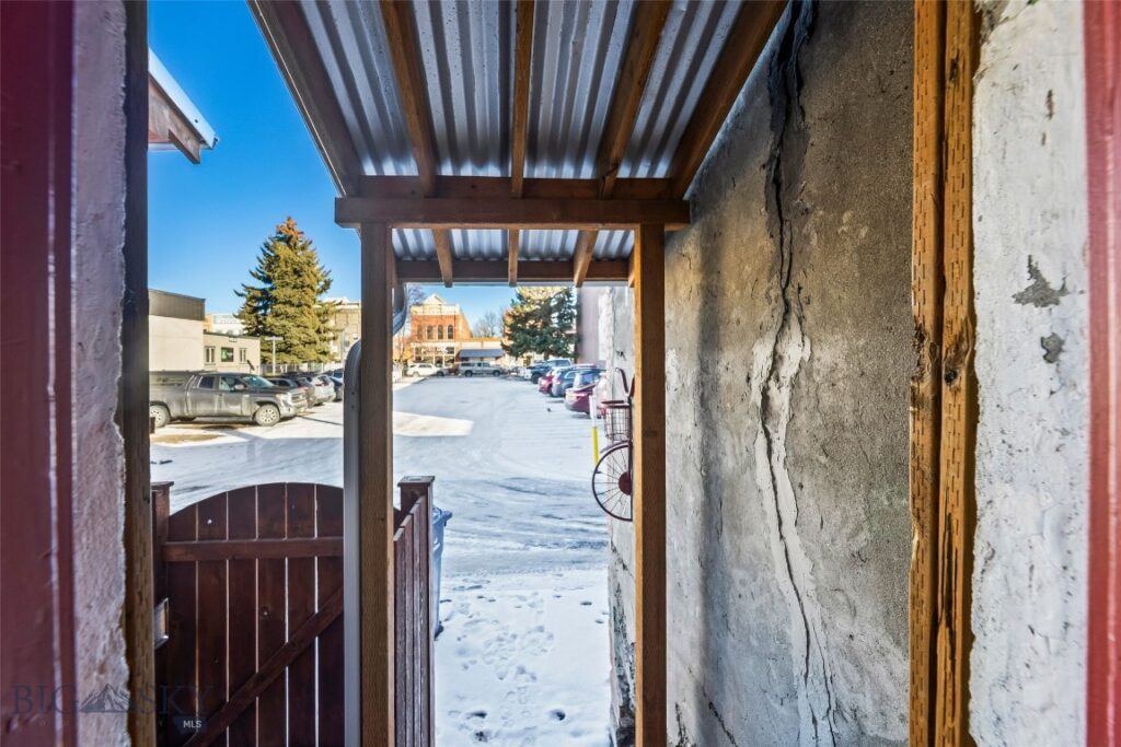 108 N 2nd Street, Livingston MT 59047