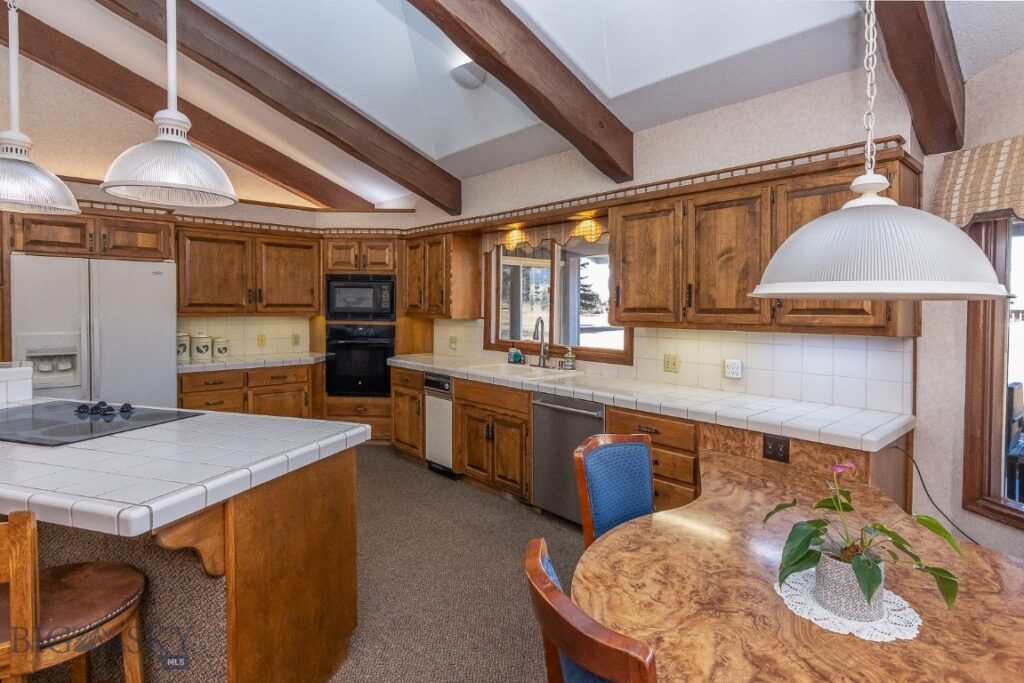 25 Riverside Drive, Bozeman MT 59715