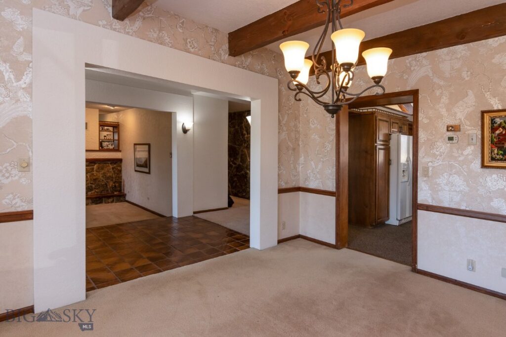 25 Riverside Drive, Bozeman MT 59715