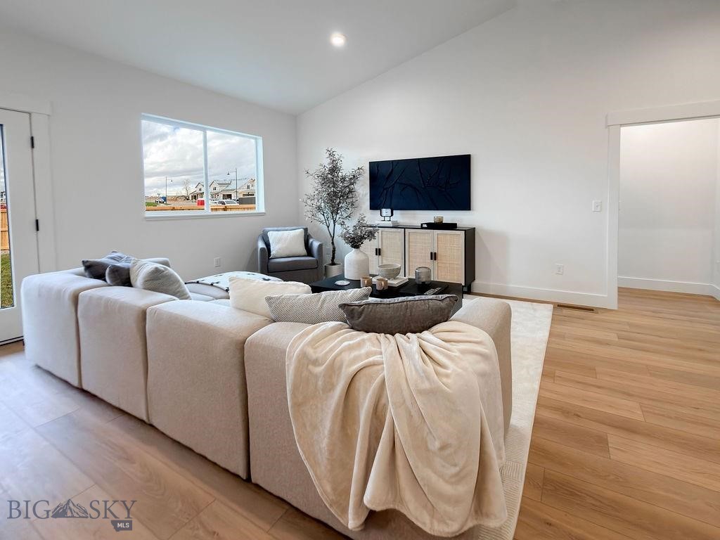 864 Accolade Loop, Belgrade MT 59714