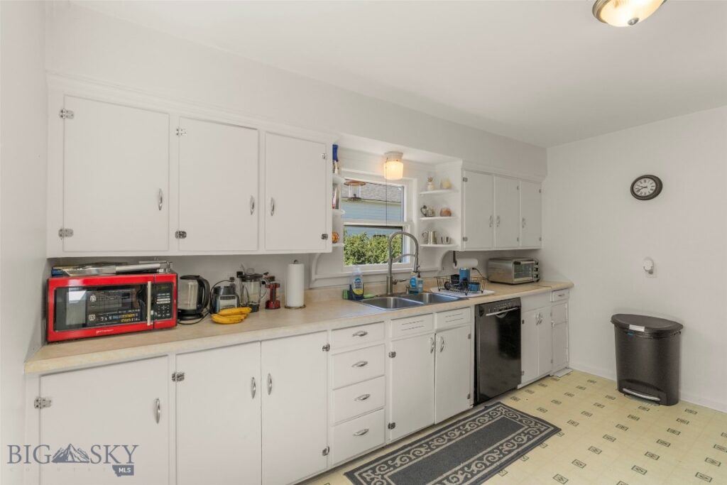 98 N Quaw Boulevard, Belgrade MT 59714