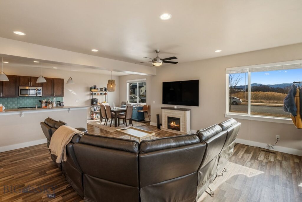 926 Abigail Lane, Bozeman MT 59718