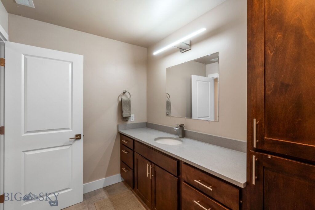 926 Abigail Lane, Bozeman MT 59718