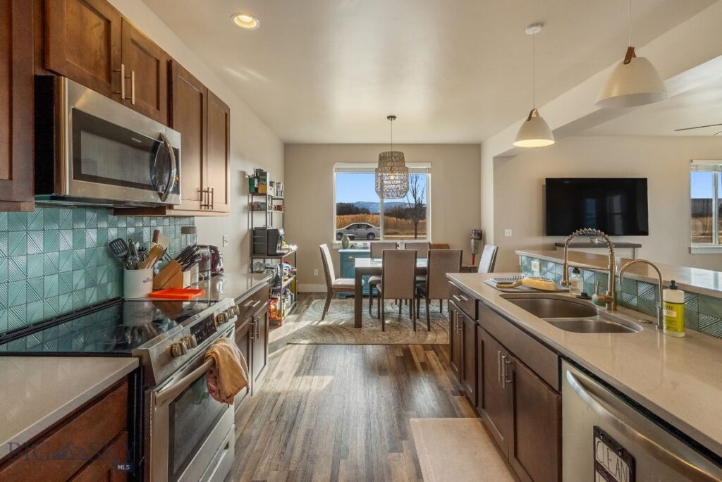 926 Abigail Lane, Bozeman MT 59718