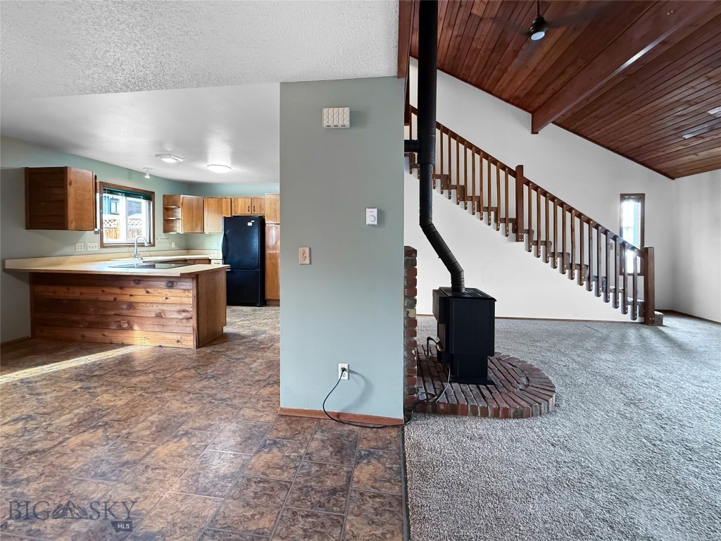 911 Jeanette Place, Belgrade MT 59714