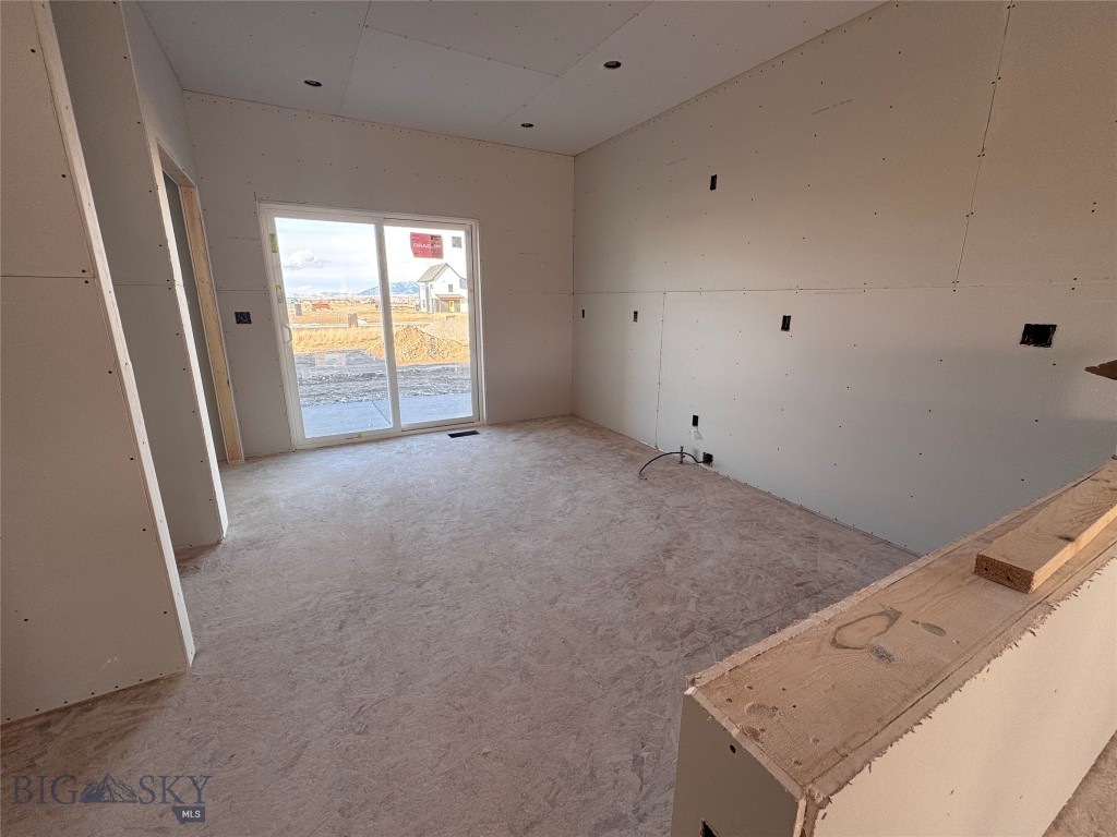 807 Spaniel Lane, Belgrade MT 59714