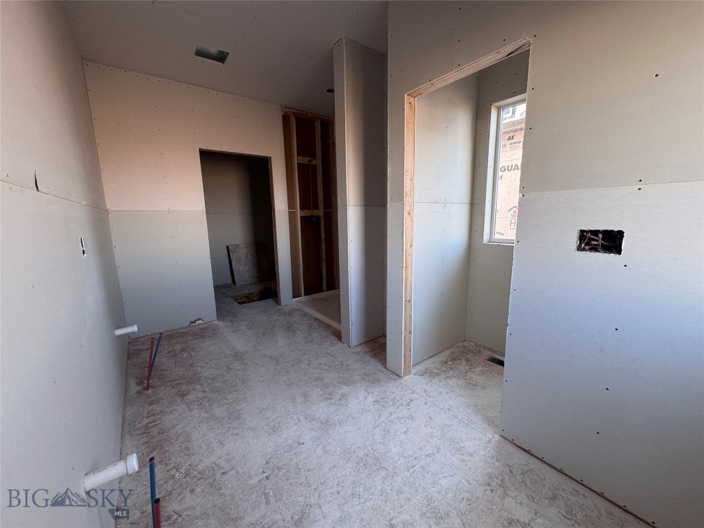 807 Spaniel Lane, Belgrade MT 59714