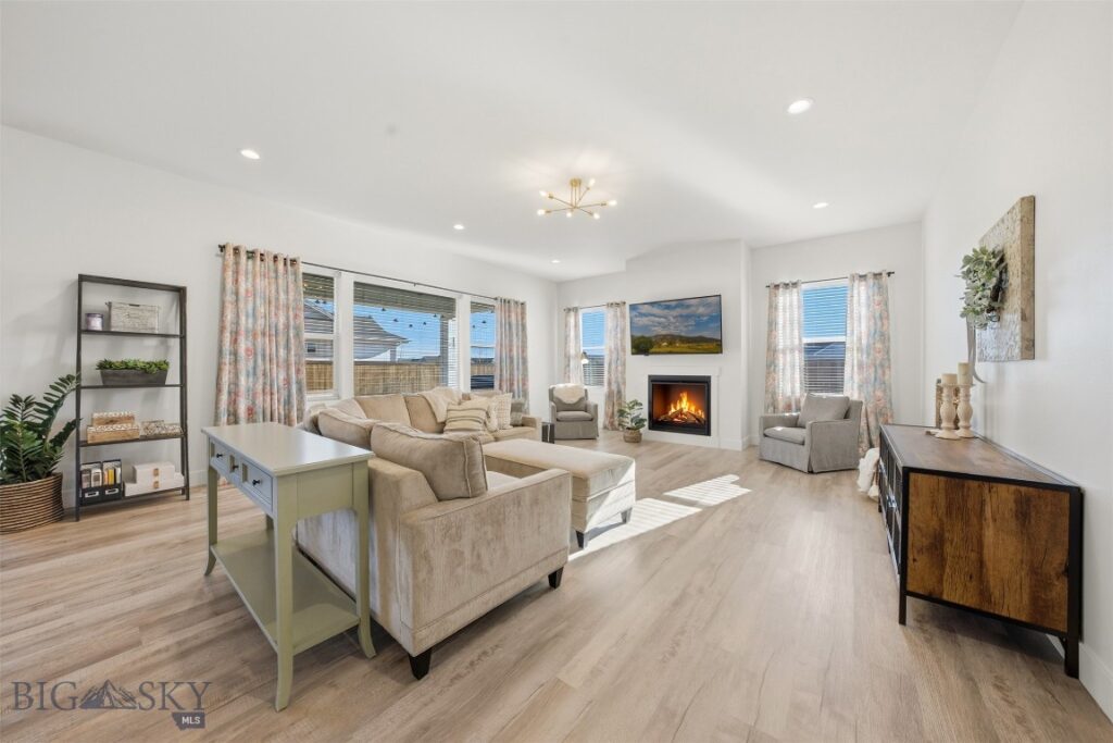 1718 Wyatt Earp Court, Belgrade MT 59714