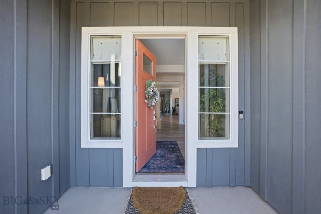 1718 Wyatt Earp Court, Belgrade MT 59714