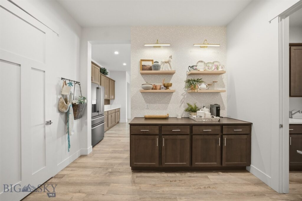 1718 Wyatt Earp Court, Belgrade MT 59714