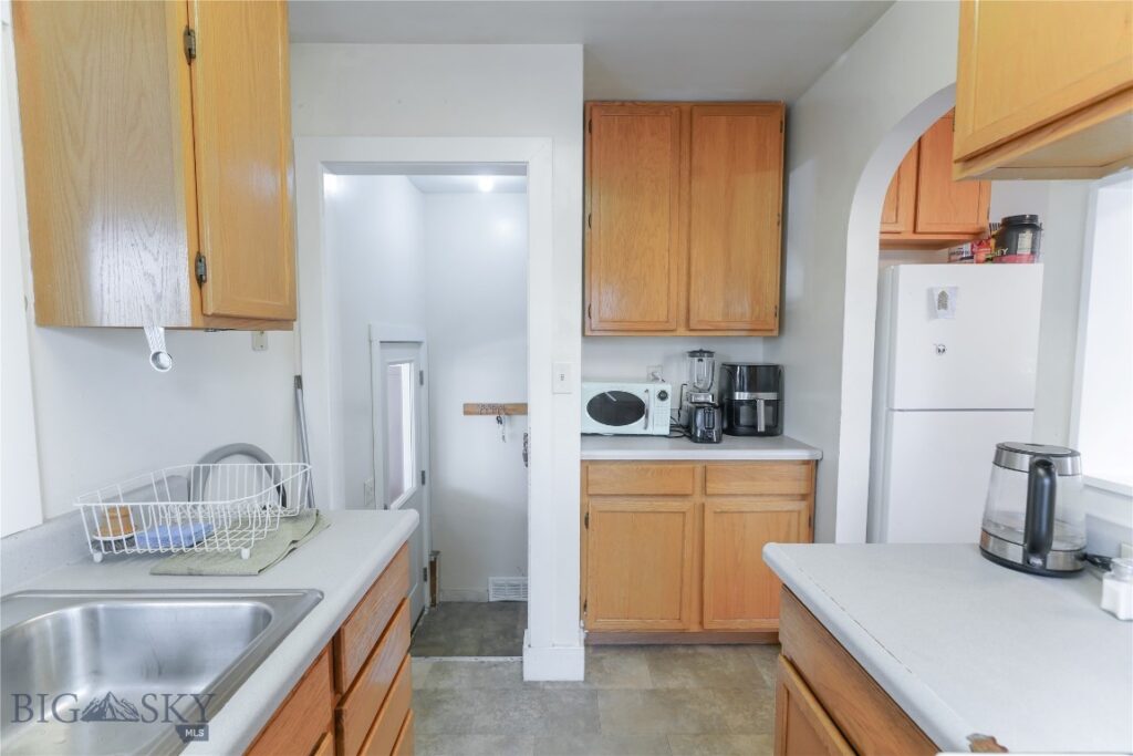 707 S 10th Avenue, Bozeman MT 59715