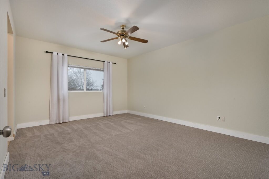 1113 Yellowstone Avenue, Belgrade MT 59714