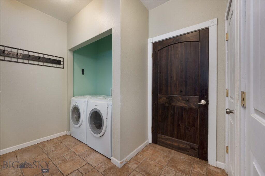 1113 Yellowstone Avenue, Belgrade MT 59714