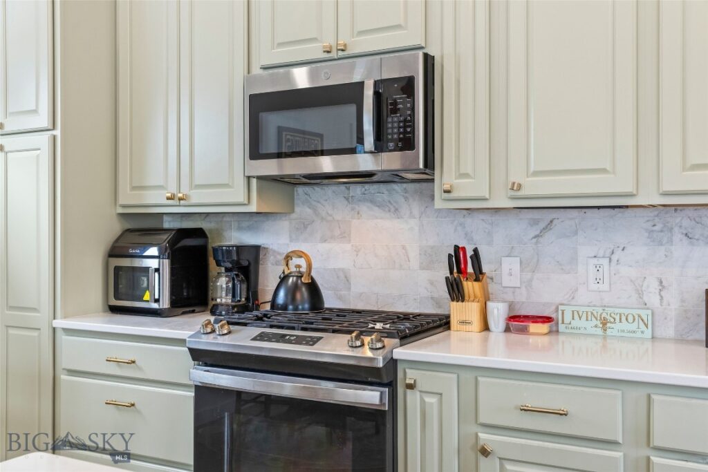 109 S F Street, Livingston MT 59047