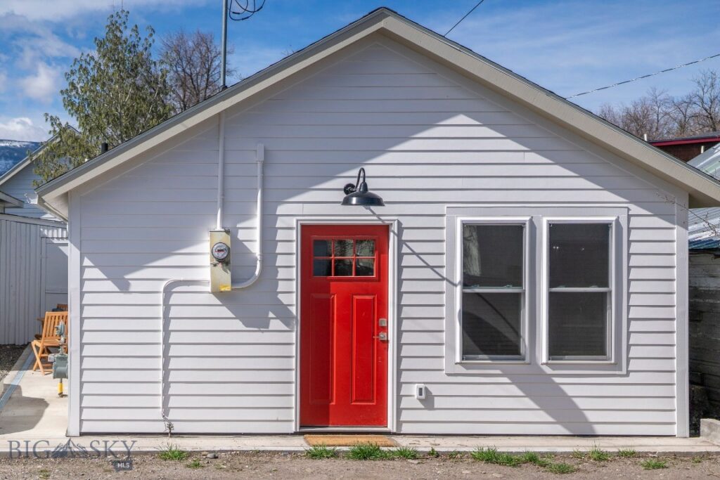 109 S F Street, Livingston MT 59047