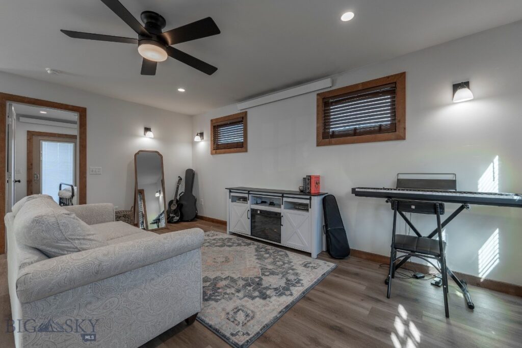 109 S F Street, Livingston MT 59047