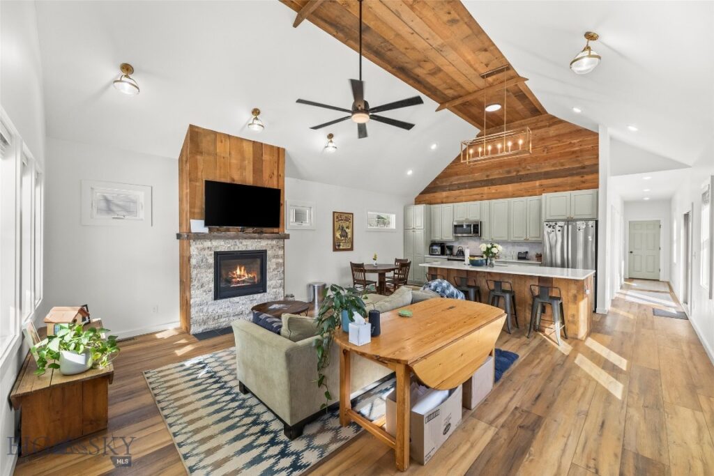 109 S F Street, Livingston MT 59047