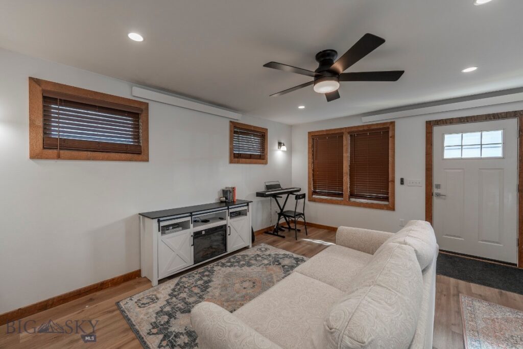 109 S F Street, Livingston MT 59047