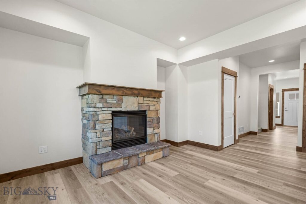 1051 Baxter Creek Way, Bozeman MT 59718