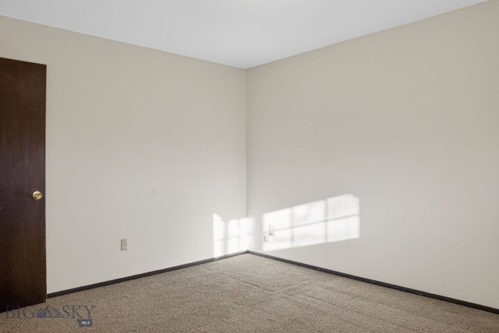 504 Secretariat Circle, Belgrade MT 59714