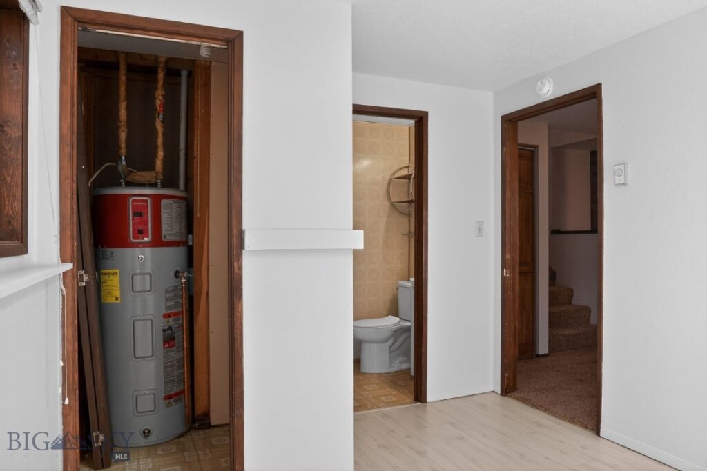 504 Secretariat Circle, Belgrade MT 59714